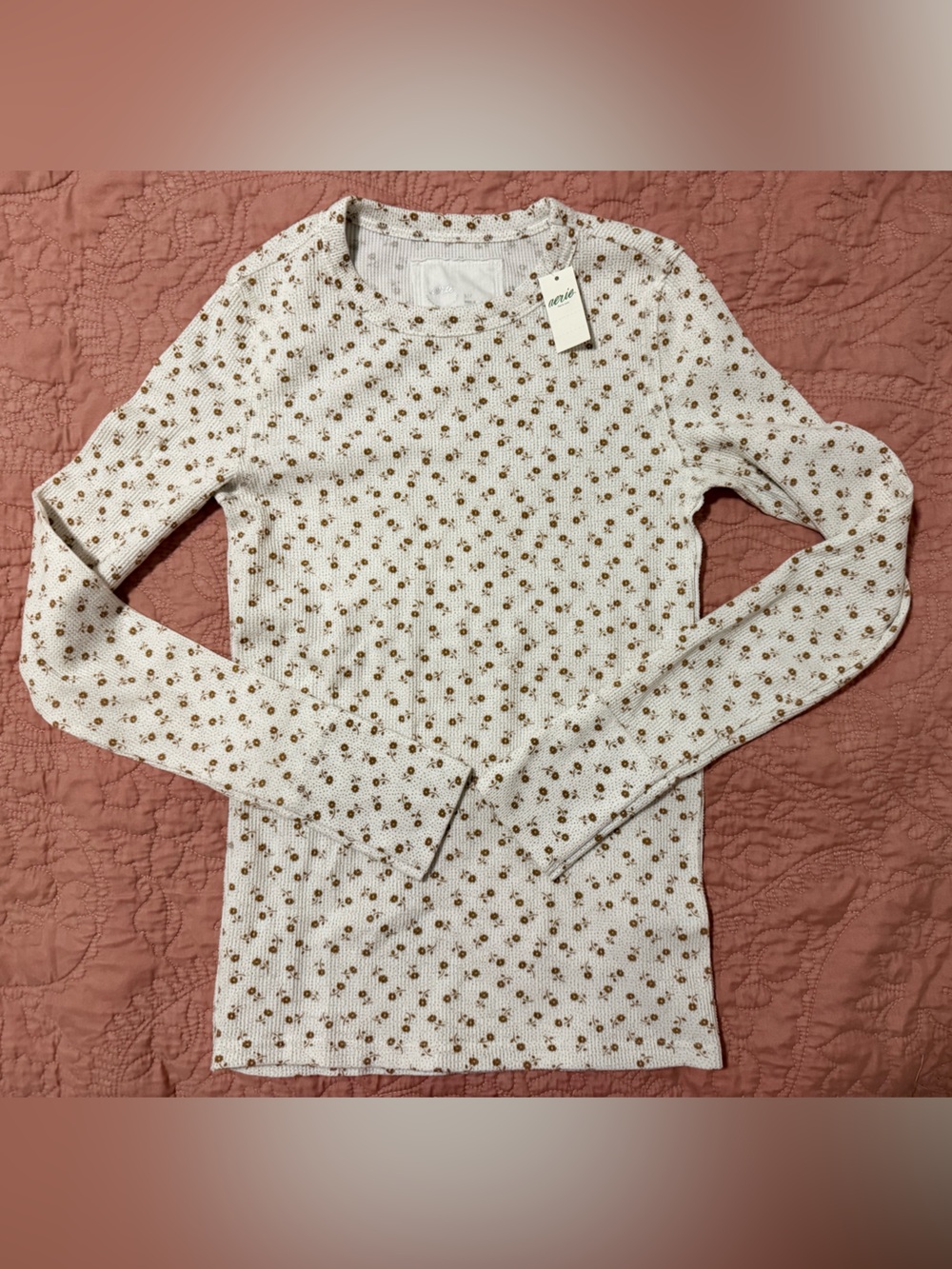 aerie Cream Floral Long Sleeve